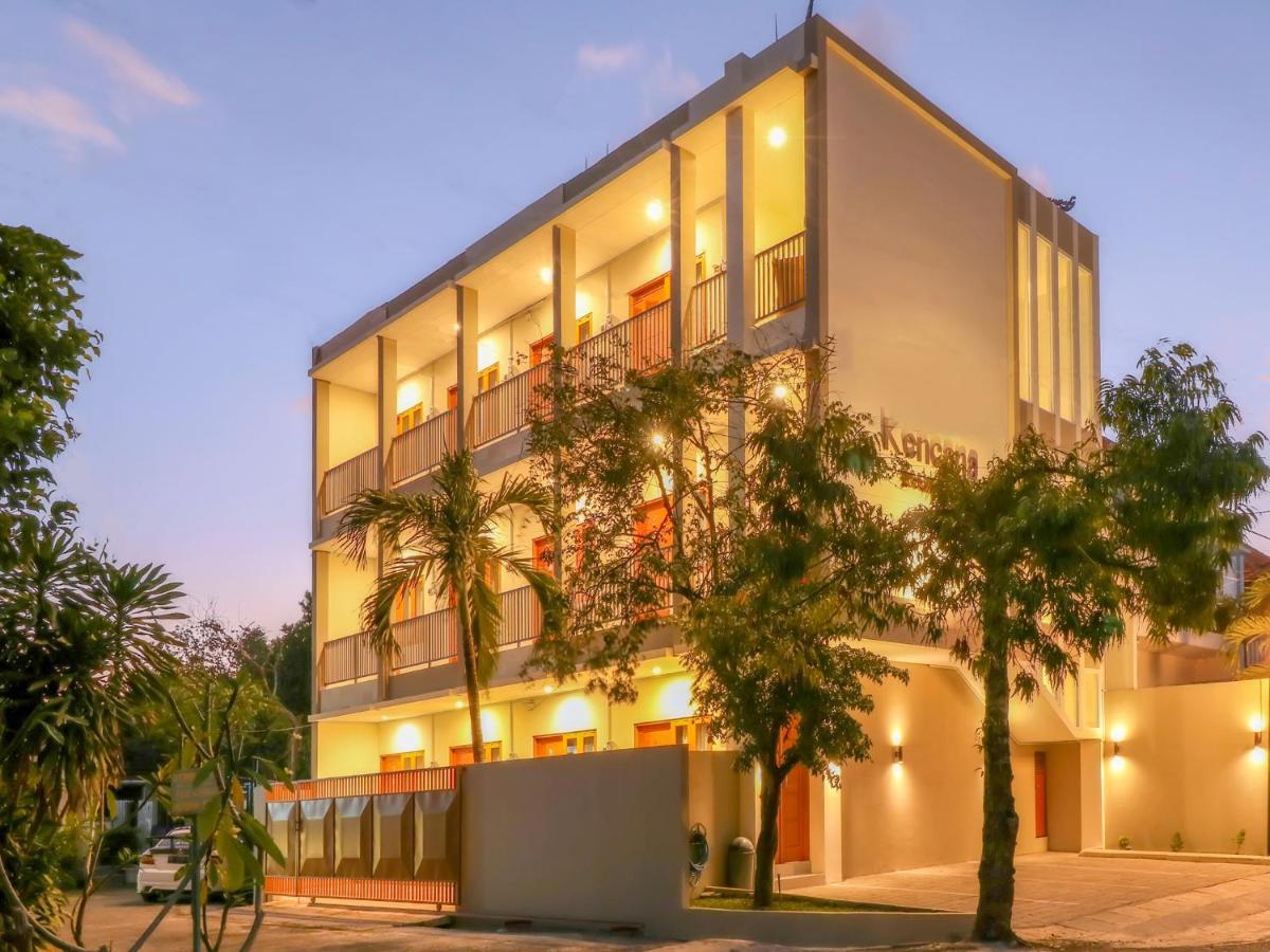 Oyo 1200 Kencana Residence จิมบาราน ภายนอก รูปภาพ