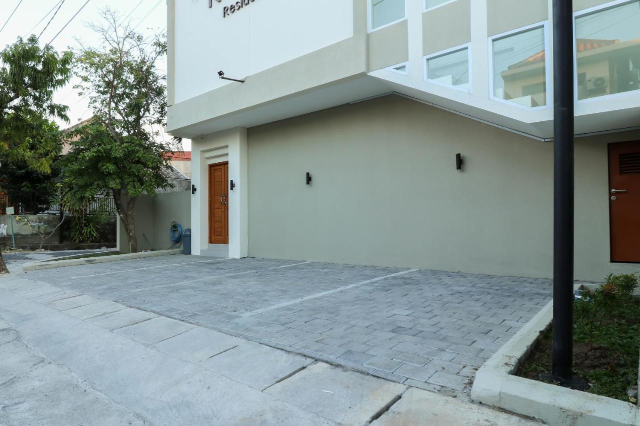Oyo 1200 Kencana Residence จิมบาราน ภายนอก รูปภาพ