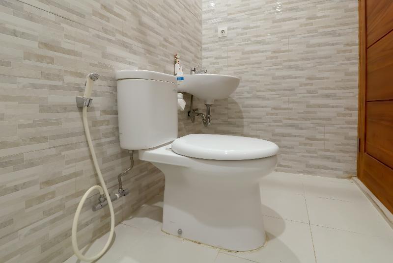 Oyo 1200 Kencana Residence จิมบาราน ภายนอก รูปภาพ
